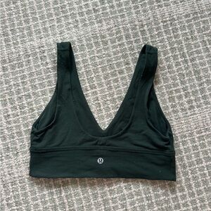 lululemon athletica green V-Neck Supportive Everyday Sports Bra
